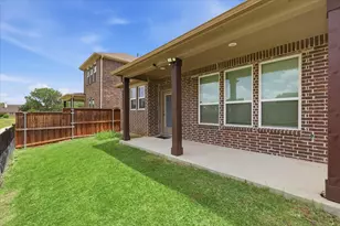 217 Jones St, Irving, TX 75063 - Photo 22