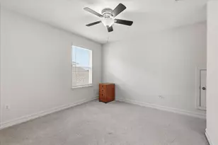 217 Jones St, Irving, TX 75063 - Photo 16