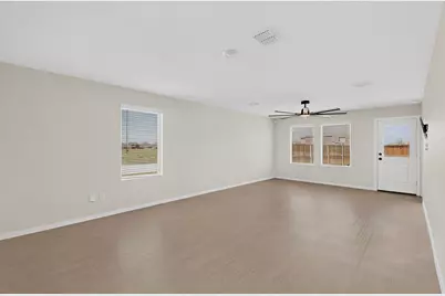 6201 Tilden Avenue, Pilot Point, TX 76258 - Photo 12