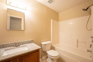 1420 Bumble Bee Dr, Lancaster, TX 75134 - Photo 6