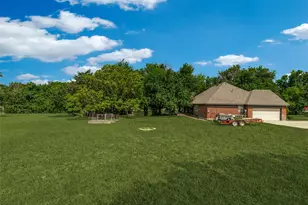 305 Cedar Hill Cir, Lowry Crossing, TX 75407 - Photo 2