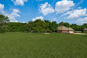 305 Cedar Hill Cir, Lowry Crossing, TX 75407 - Photo 6