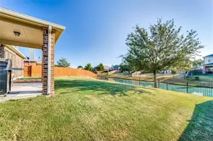 911 Westmoreland Dr, Prosper, TX 75078 - Photo 2