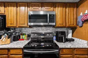 2314 Bamboo Dr, Arlington, TX 76006 - Photo 10