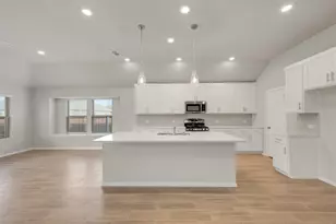 500 Turner Ln, Justin, TX 76247 - Photo 2