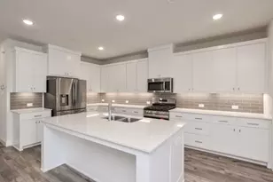 2805 Jacaranda Dr, McKinney, TX 75071 - Photo 2