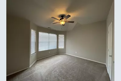 7404 Fossil Creek Drive, Arlington, TX 76002 - Photo 8