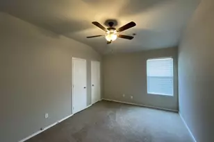 7404 Fossil Creek Dr, Arlington, TX 76002 - Photo 10