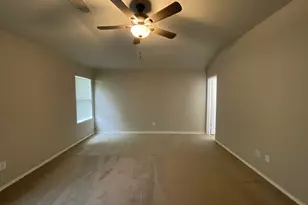 7404 Fossil Creek Dr, Arlington, TX 76002 - Photo 6