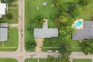 1101 14th St, Honey Grove, TX 75446 - Photo 28