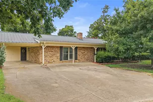 1101 14th St, Honey Grove, TX 75446 - Photo 4