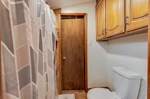 1459 Warrington Ct, Fort Worth, TX 76112 - Photo 32