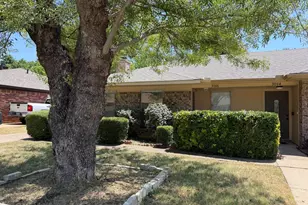 3006 Post Oak Dr, Euless, TX 76039 - Photo 1