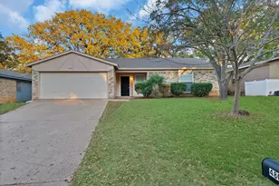 4807 Crestmont Ct, Arlington, TX 76017 - Photo 2
