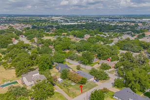 1300 Fourth St, Granbury, TX 76048 - Photo 34