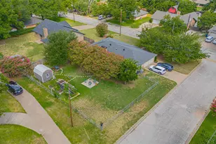 1300 Fourth St, Granbury, TX 76048 - Photo 38