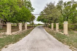 4651 Kelly Rd, Aledo, TX 76008 - Photo 1