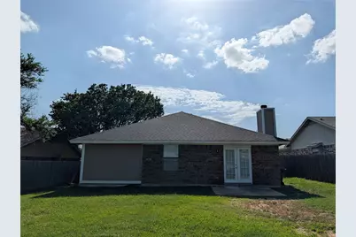 8220 Meadowbrook Drive, Watauga, TX 76148 - Photo 4
