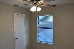 8220 Meadowbrook Dr, Watauga, TX 76148 - Photo 18
