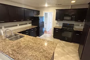 209 E Linda Dr, Garland, TX 75041 - Photo 2