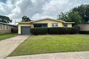 209 E Linda Dr, Garland, TX 75041 - Photo 1