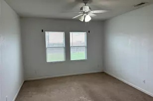 409 Willow Creek Dr, Glenn Heights, TX 75154 - Photo 18