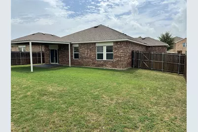 409 Willow Creek Drive, Glenn Heights, TX 75154 - Photo 24