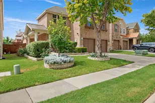 2004 Spotted Ct, Plano, TX 75074 - Photo 2