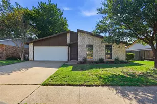 2711 Treeview Dr, Arlington, TX 76016 - Photo 4