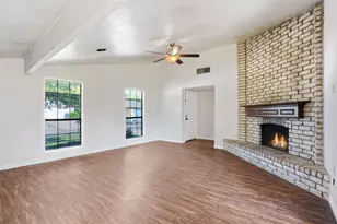 2711 Treeview Dr, Arlington, TX 76016 - Photo 8