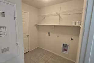 1121 Waggoner Dr, Aubrey, TX 76227 - Photo 12
