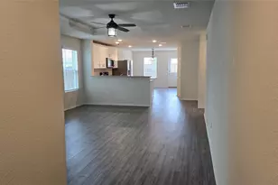 1121 Waggoner Dr, Aubrey, TX 76227 - Photo 4