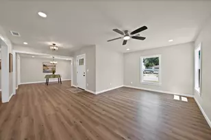 1104 E Russell Ave, Carrollton, TX 75006 - Photo 2