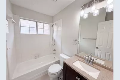 317 Riverwalk Lane, Irving, TX 75063 - Photo 18