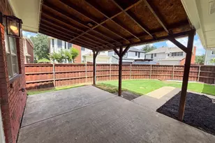 317 Riverwalk Ln, Irving, TX 75063 - Photo 30