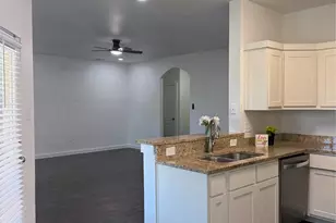 413 Marilu St, Richardson, TX 75080 - Photo 2