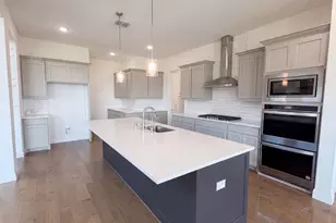 7592 Sanctuary Dr, Frisco, TX 75033 - Photo 2