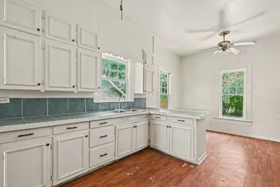313 S Oak Street, Boyd, TX 76023 - Photo 8
