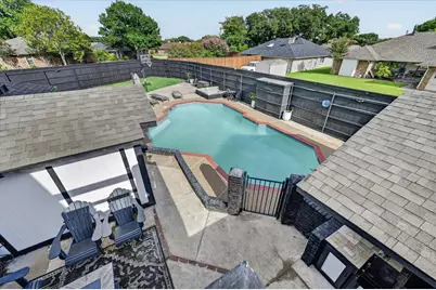 1946 Sussex Drive, Carrollton, TX 75007 - Photo 30