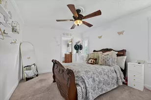 1946 Sussex Dr, Carrollton, TX 75007 - Photo 18