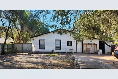 318 Macarthur Boulevard, Grand Prairie, TX 75050 - Photo 14