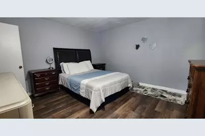 318 Macarthur Boulevard, Grand Prairie, TX 75050 - Photo 10