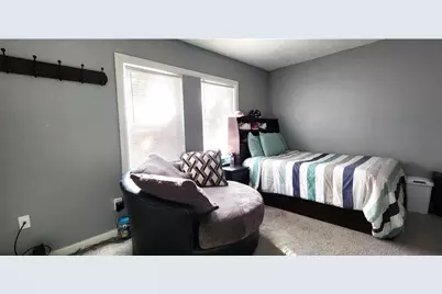 318 Macarthur Boulevard, Grand Prairie, TX 75050 - Photo 12