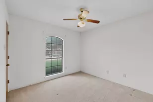 7517 Crosstimbers Ln, North Richland Hills, TX 76182 - Photo 22