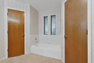 7517 Crosstimbers Ln, North Richland Hills, TX 76182 - Photo 18