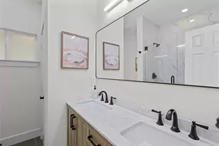 5404 Bourquin St, Dallas, TX 75210 - Photo 16