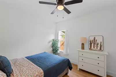 5404 Bourquin Street, Dallas, TX 75210 - Photo 18