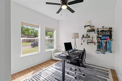 5404 Bourquin Street, Dallas, TX 75210 - Photo 22