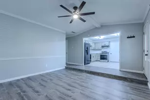 2001 Century Dr, Waco, TX 76712 - Photo 6