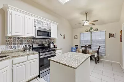 2988 Thames Trail, Fort Worth, TX 76118 - Photo 10
